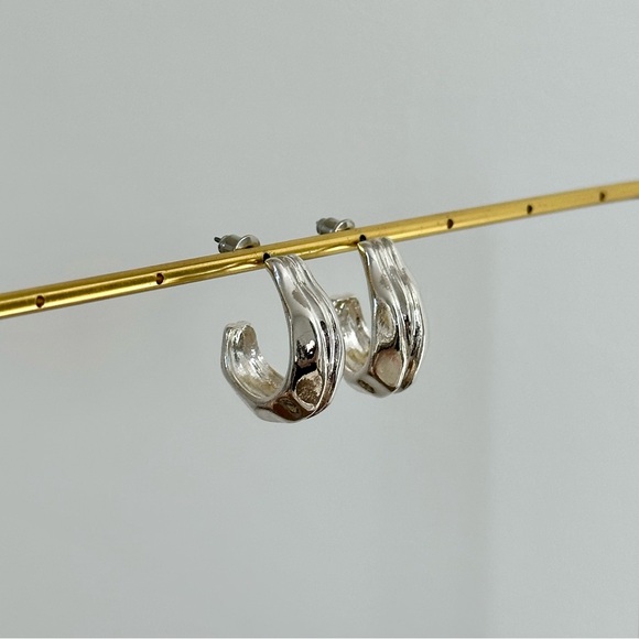 4/$15 Hammered Texture Silver Hoop Earrings - Picture 2 of 6